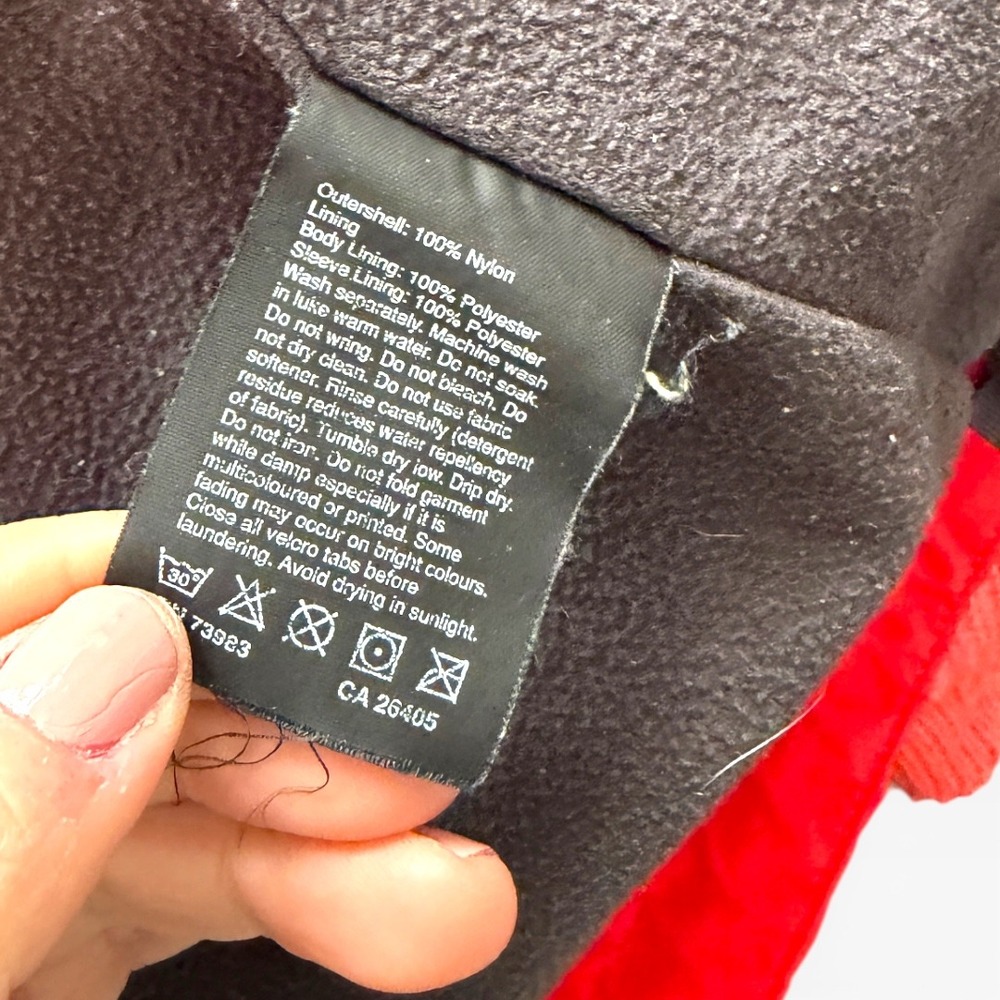 Helly Hansen Red Performance Jacket - Picture 4 of 10